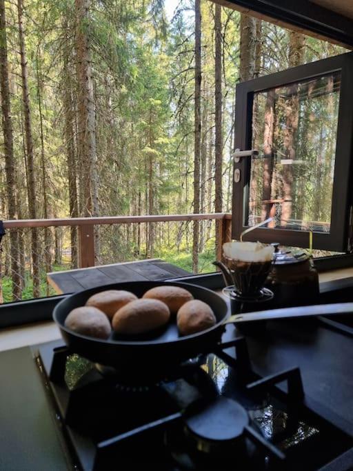Treetop Ekne - Hytte I Skogen Med Hengebru Hotell Levanger Exteriör bild