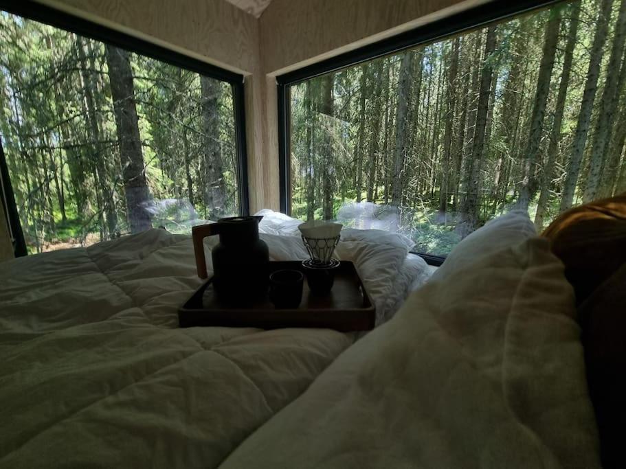 Treetop Ekne - Hytte I Skogen Med Hengebru Hotell Levanger Exteriör bild